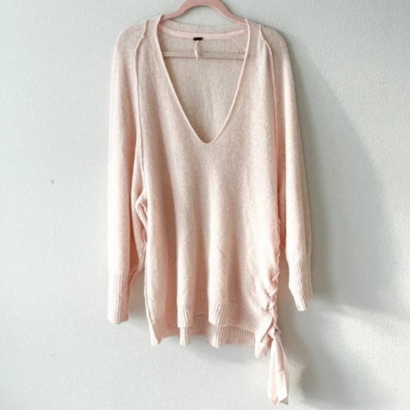 Free people like new lace up light pink sweater - Picture 5 of 12